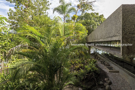 casa gerber paulo mendes da rocha