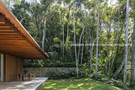 casa sm - taguaiba jacobsen arquitetura