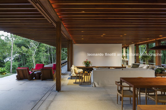 casa sm - taguaiba jacobsen arquitetura