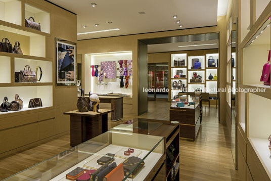 louis vuitton - iguatemi  peter marino architects