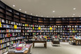 livraria da vila - shopping maia isay weinfeld