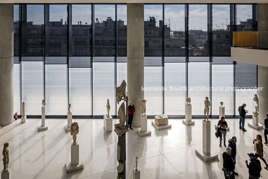 acropolis museum bernard tschumi