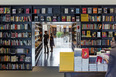 livraria da vila - pátio batel isay weinfeld