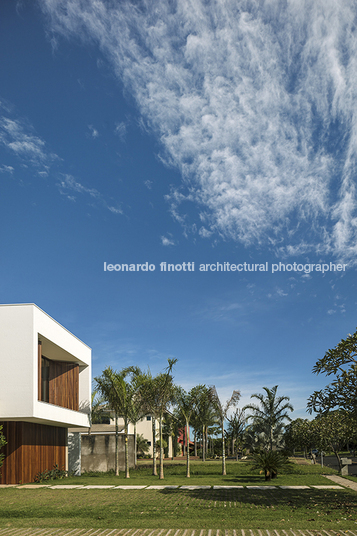 casa olhos dágua aguirre arquitetura