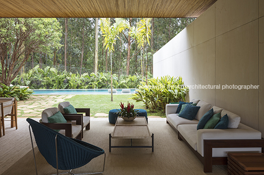 casa bp bernardes arquitetura