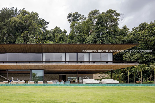 casa ab jacobsen arquitetura