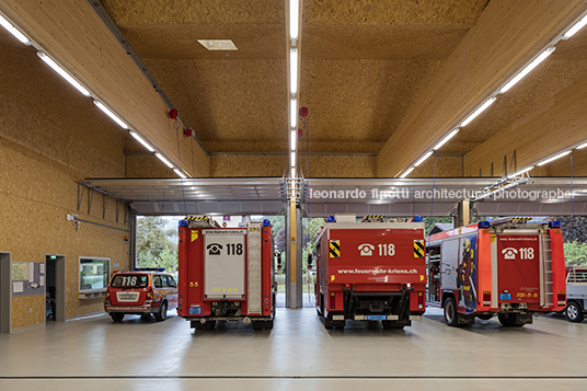 feuerwehr und werkhofgebäude eichenspes masswerk architekten