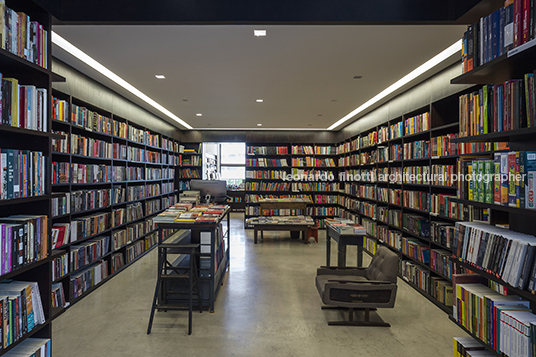 livraria da vila - galleria shopping isay weinfeld