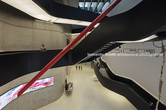 maxxi museum zaha hadid