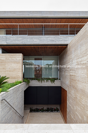 casa claros sommet srl