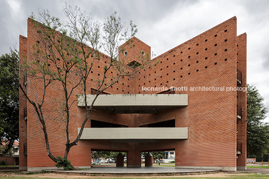 monumento "cumbre de las americas" mario botta