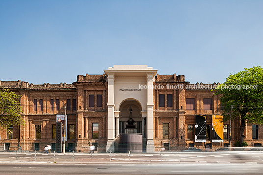 pinacoteca do estado paulo mendes da rocha