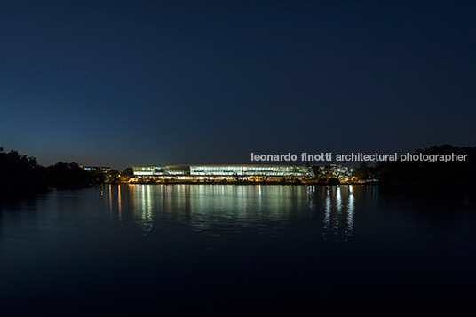 centro de pesquisa e inovação l'oreal perkins+will