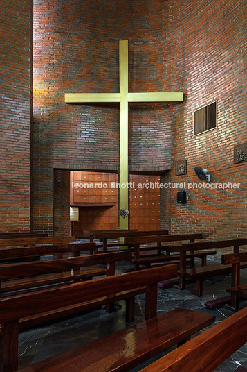 iglesia de la resurrección del señor leopoldo fernandez font