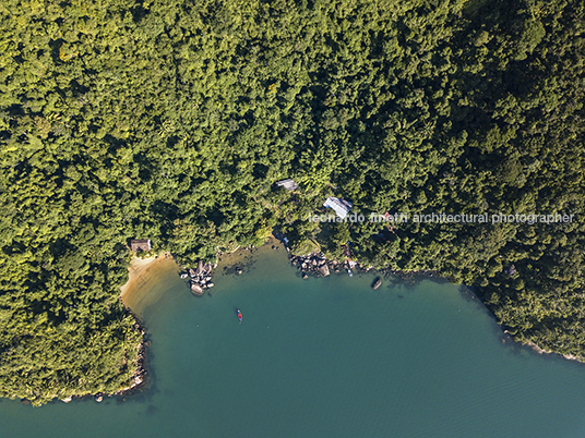 mamanguá bernardes arquitetura