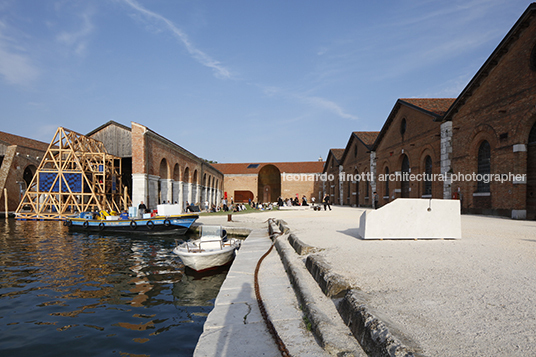 reporting from the front - arsenale della biennale 2016 alejandro aravena