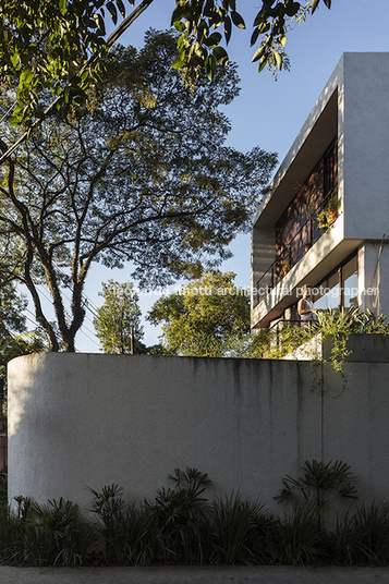 ic residence reinach mendonça