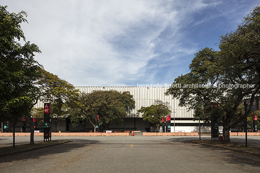 parque anhembi jorge wilheim