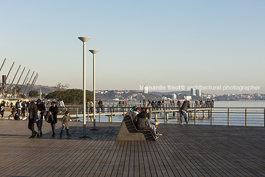 parque urbano da orla de guaíba jaime lerner