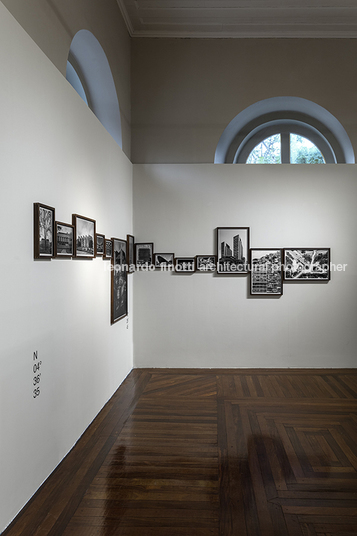 leonardo finotti: latinitudes - palacete provincial michelle jean de castro