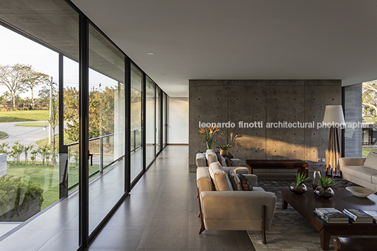 casa pomarino sommet srl