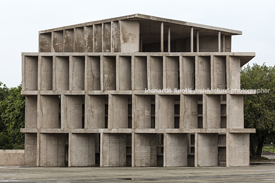 the tower of shadow le corbusier