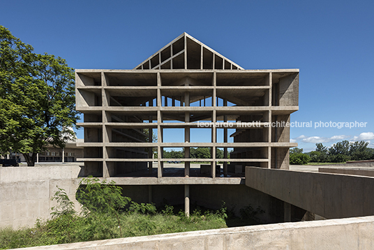 the tower of shadow le corbusier