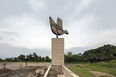 the monument of the open hand le corbusier