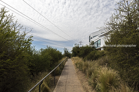 universidad adolfo ibañez - edificio d-campus peñalolen josé cruz ovalle