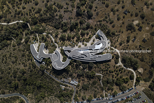 universidad adolfo ibañez - edificio c-campus peñalolen josé cruz ovalle