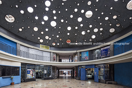 edificio comercial mogollón raúl morey