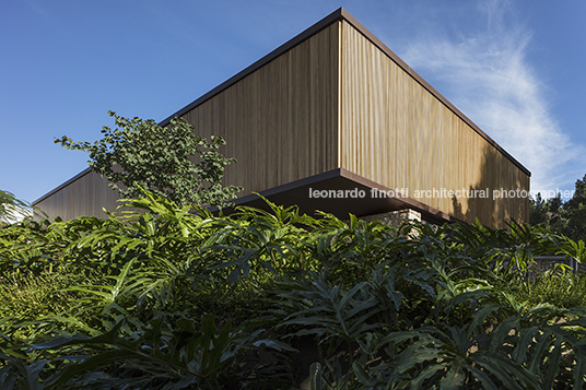 casa cwn bernardes arquitetura