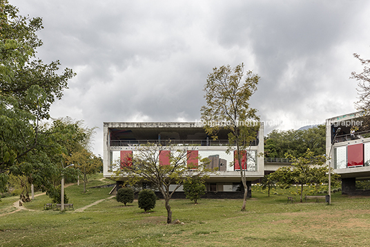 parque biblioteca león de grieff giancarlo mazzanti