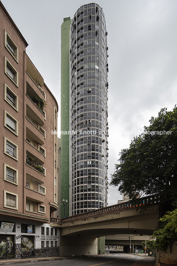 edifício executive center roger zmekhol