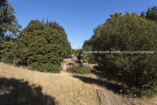 outdoor amphitheater - ciudad abierta corporación amereida