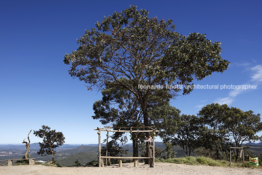 parque estadual pireneus anonymous