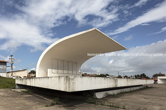 maria aragão square oscar niemeyer