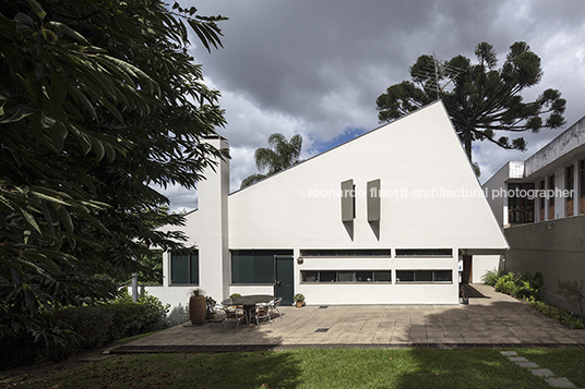 casa fausto de melo corrêa salvador gnoato