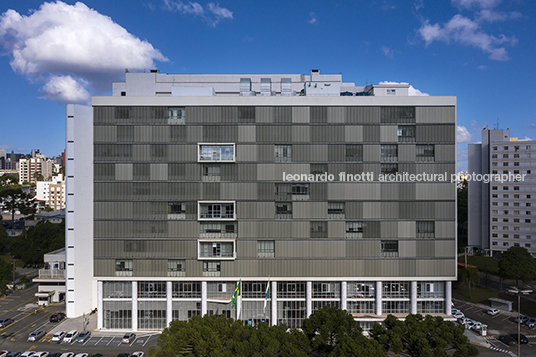 retrofit palácio da justiça do paraná sérgio rodrigues