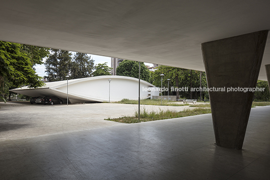 escola estadual milton campos oscar niemeyer