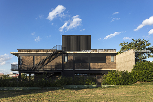 casa castro felipe caboclo arquitetura