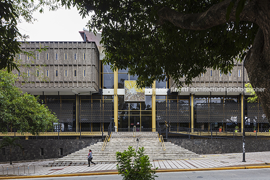 biblioteca nacional miguel obregón lizano jorge borbón