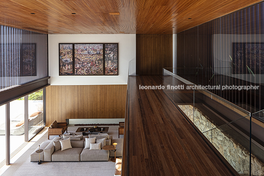 casa lr - fazenda boa vista jacobsen arquitetura