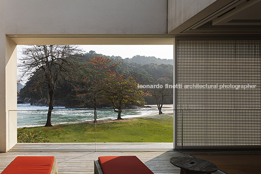 casa ab isay weinfeld