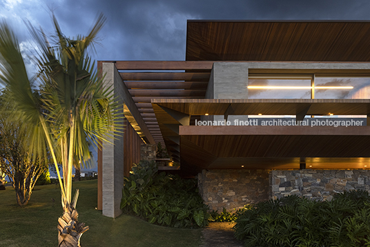 casa ninho felipe caboclo arquitetura