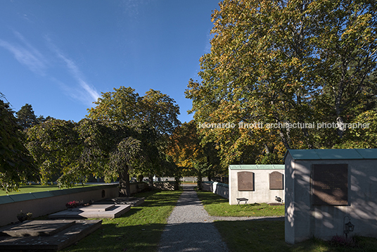 woodland cemetery sigurd lewerentz