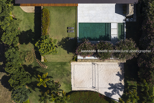 casa djb - fazenda boa vista jacobsen arquitetura