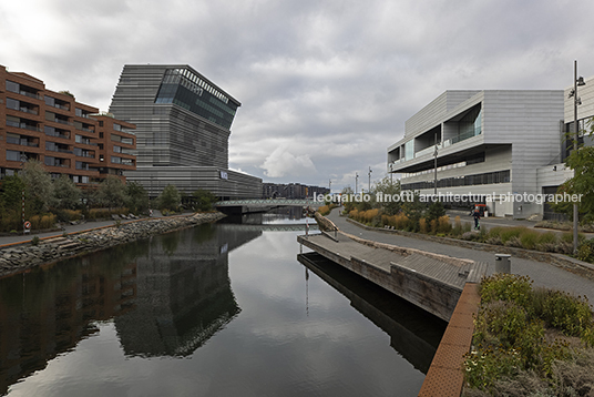 oslo opera house snøhetta