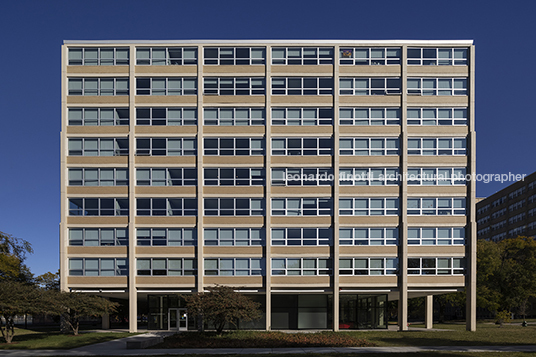 iit carman hall mies van der rohe