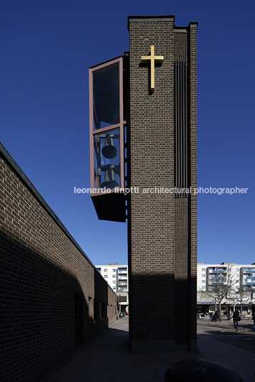 skärholmen kyrka ingrid uddenberg